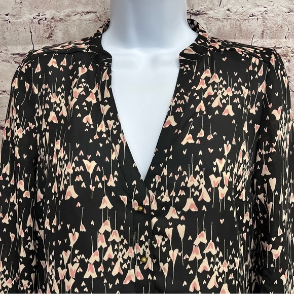 Lauren Conrad Black Pink Heart Print Roll Tab Sleeve Blouse - Picture 2 of 8